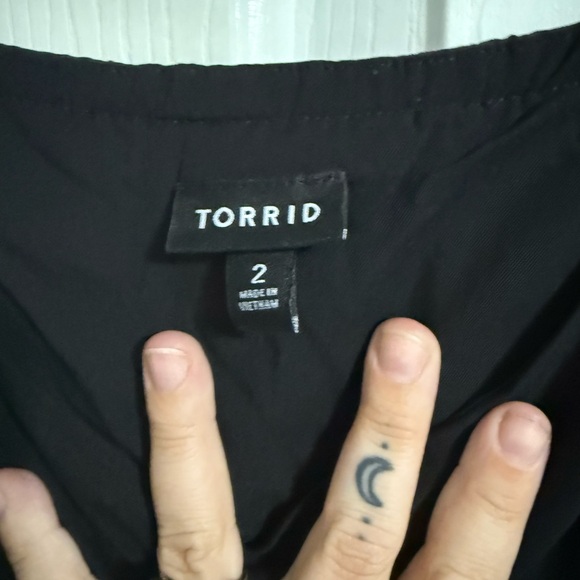 Torrid Black Sleeveless Babydoll Top for Cocktail Nights - Picture 3 of 3